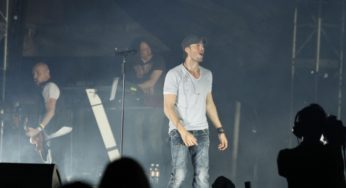 Enrique Iglesias llena de Euforia a Cancun