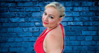 Espacio 42 presenta a la comediante Marisol “La dama de las mil voces”