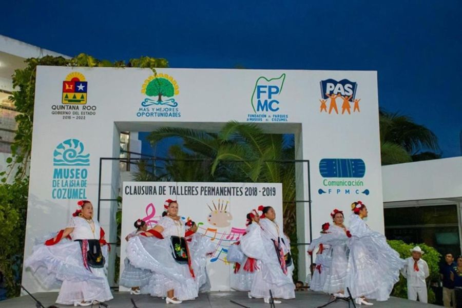 Casi 28 mil personas participaron en cursos y talleres que impartió este año la Fundación de Parques y Museos de Cozumel