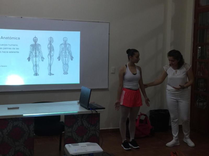 Imparten curso-taller de anatomía y kinesiología en Chetumal