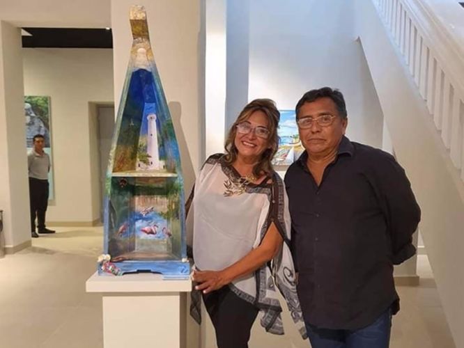 Artistas locales exponen las maravillas de Cozumel