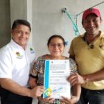 Entregan títulos de propiedad a familias de Cozumel