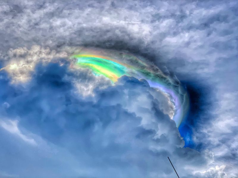 Asombran nubes "arcoiris" en Oaxaca ¡Mira las fotos!