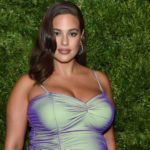 Ashley Graham se desnuda totalmente en Instagram