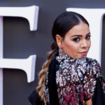 Danna Paola enciende las redes moviendo las caderas