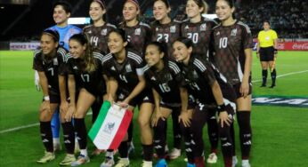 Goliza de México a Costa Rica en el Estadio Andrés Quintana Roo de Cancún