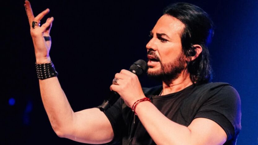 Beto Cuevas en Mérida con su gira “Acústico 2025”