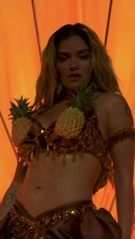 Karol G enciende Brasil en el show de medio tiempo de la NFL 