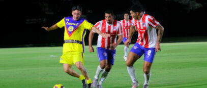 Clásico de Leyendas en Cancún termina en empate y con las tribunas como protagonistas