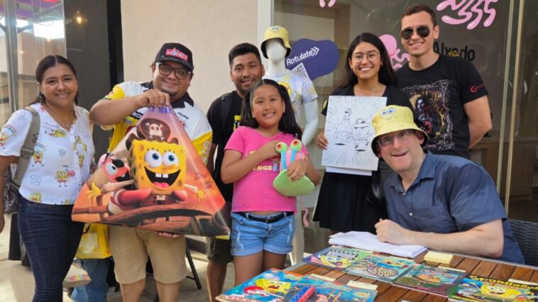 Gregg Schigiel en Cancún: Ilustrador de Bob Esponja firma autógrafos durante Medusa Fest en Grand Outlet Riviera Maya