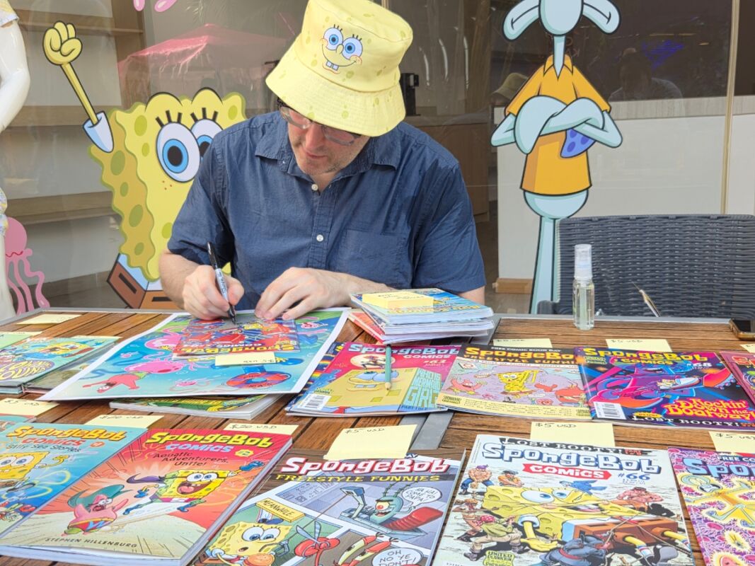 Gregg Schigiel en Cancún: Ilustrador de Bob Esponja firma autógrafos durante Medusa Fest en Grand Outlet Riviera Maya